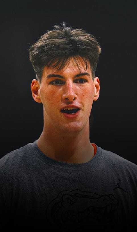 The world's tallest teenager, 7-foot-9 Olivier Rioux, to redshirt at Florida