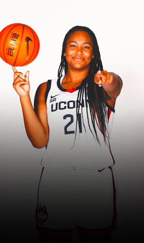 Meet UConn's Sarah Strong, more of the top freshmen in women's basketball