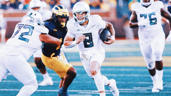 Heisman hopeful Dillon Gabriel leads No. 1 Oregon to 38-17 win over Michigan