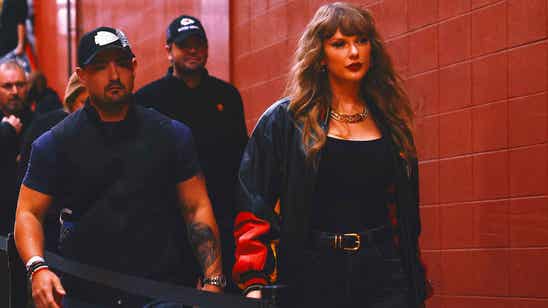 Taylor Swift watches Travis Kelce and the Chiefs play Buccaneers