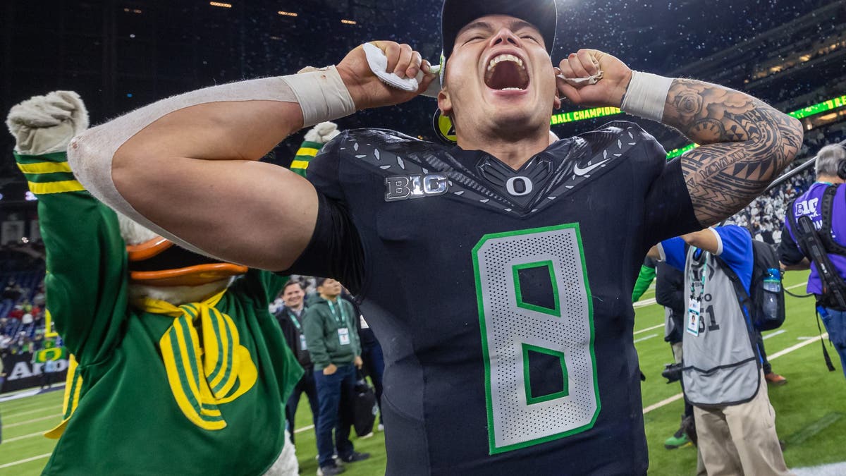 Oregon QB Dillon Gabriel has thrown for 3,558 yards and 28 touchdowns through 13 games this season. (Photo by Michael Hickey/Getty Images)