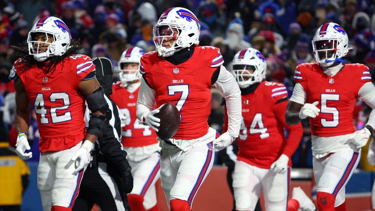 Bills CB Taron Johnson came up with a scoop-and-score touchdown that proved to be the game-winning score in their win over the Patriots. (Photo by Timothy T Ludwig/Getty Images)