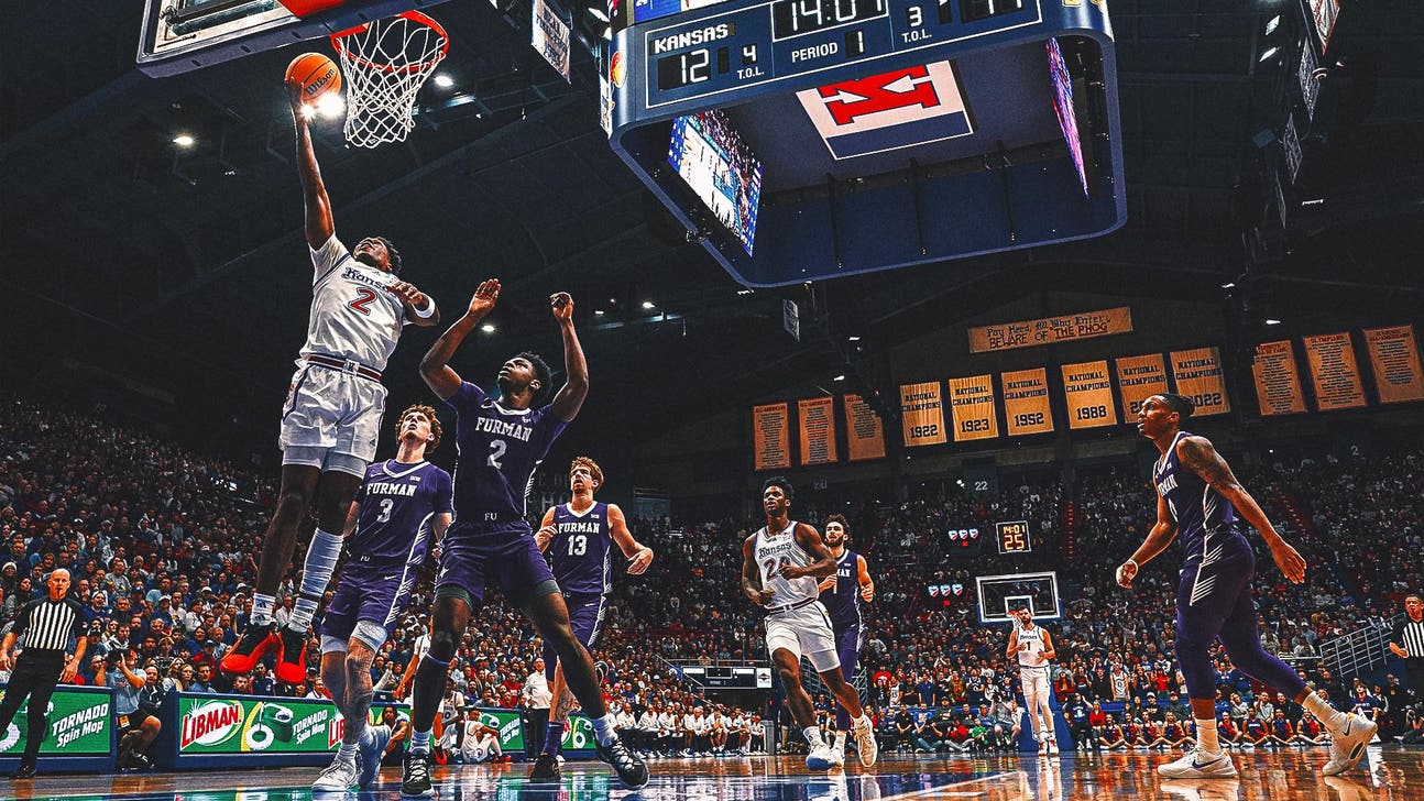 AP Top 25 Kansas holds off Auburn for No. 1 spot, UConn slides to No