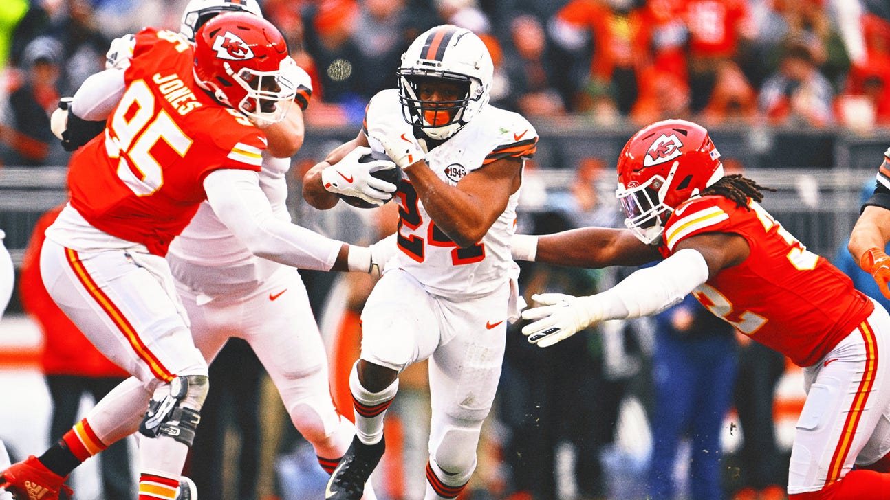 Browns RB Nick Chubb suffered broken foot in loss vs. Chiefs | FOX Sports