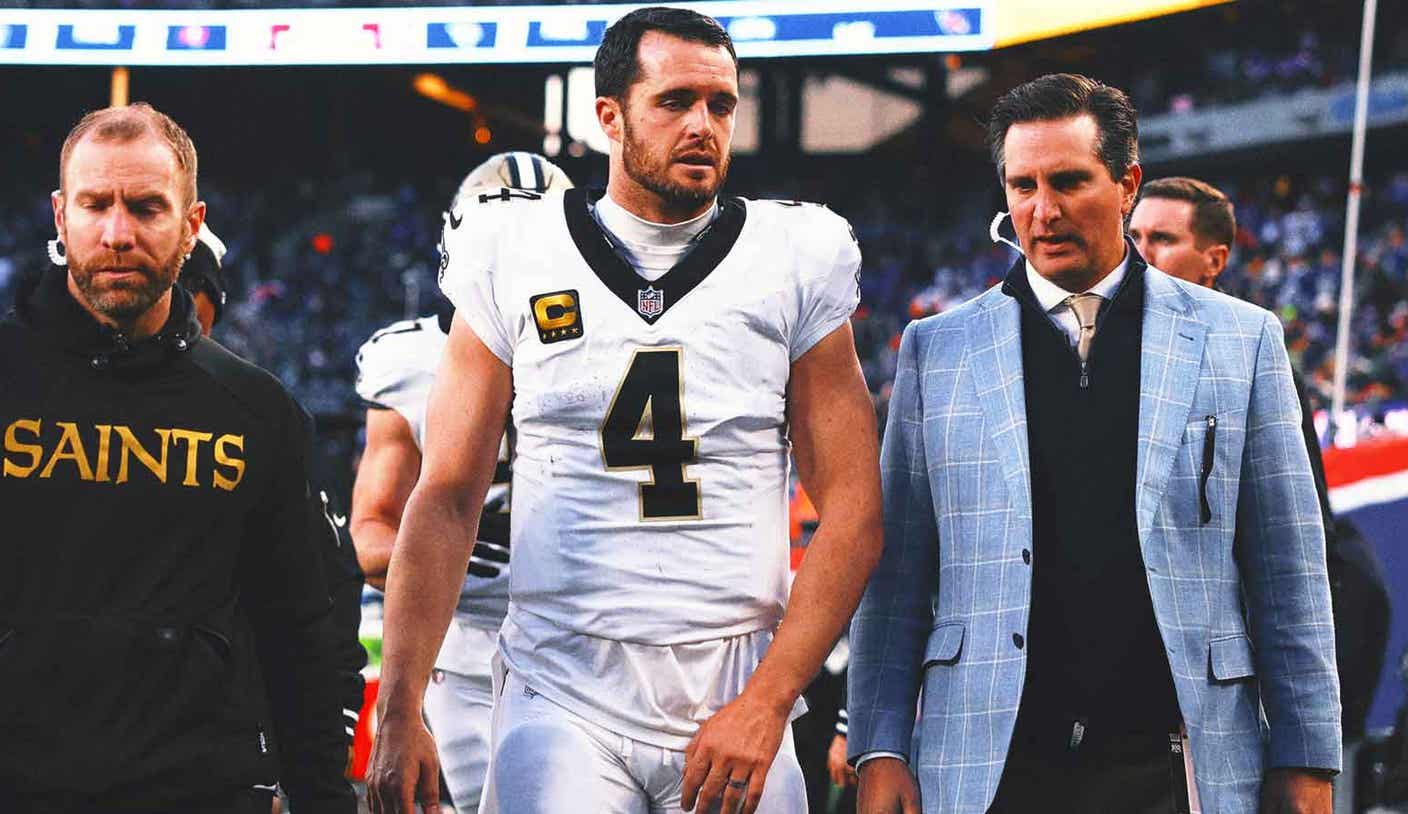 Saints QB Derek Carr says 'people are lying' about him and his shoulder injury