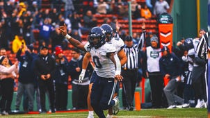 NEXT Trending Image: UConn beats Carolina in Fenway Bowl, dominates Bill Belichick's next team