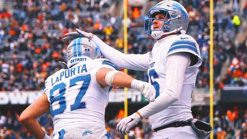 NEXT Trending Image: Lions pull off fake-fumble trick play vs. Bears, taking inspiration from Packers