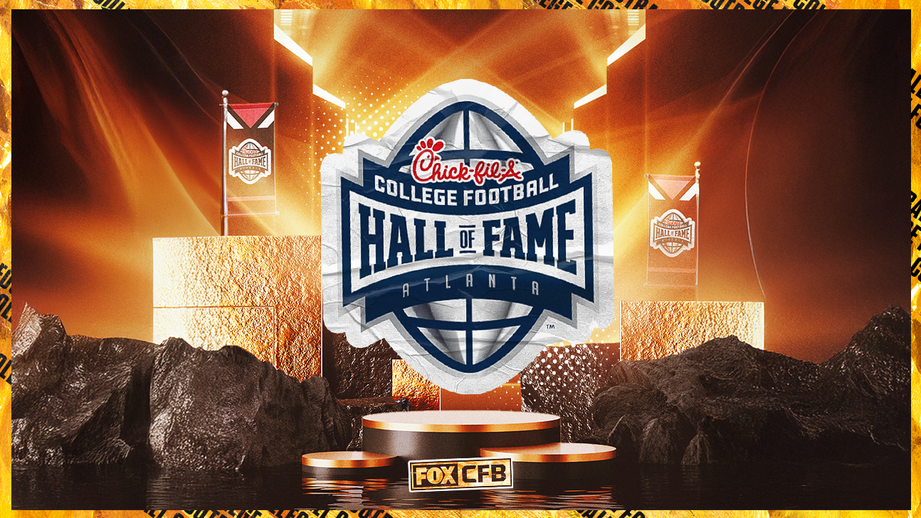 Urban Meyer, Michael Vick, Michael Strahan highlight 2025 college football HOF class