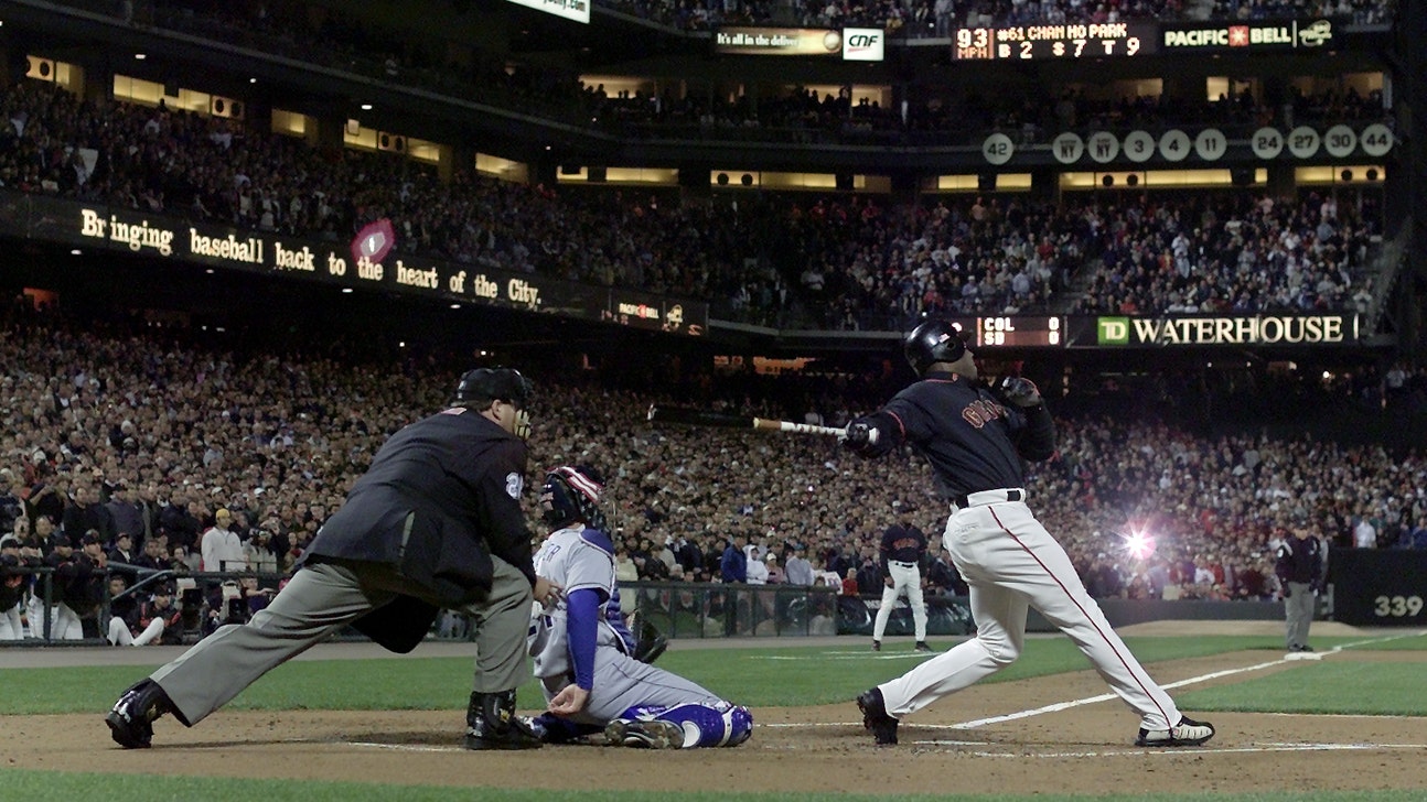 Barry Bonds Statue Coming Outside of Giants' Oracle Park