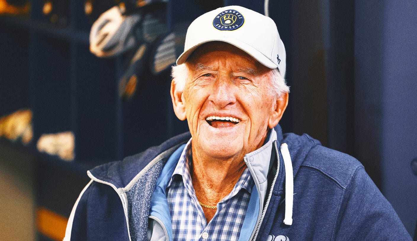 Brewers Pay Tribute to Longtime Broadcaster Bob Uecker in Pregame Ceremony