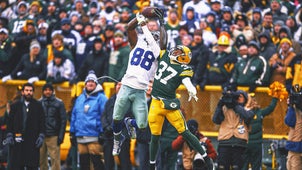 GREEN BAY PACKERS Trending Image: 'Dez Caught It': Looking back at infamous Cowboys-Packers game 10 years later