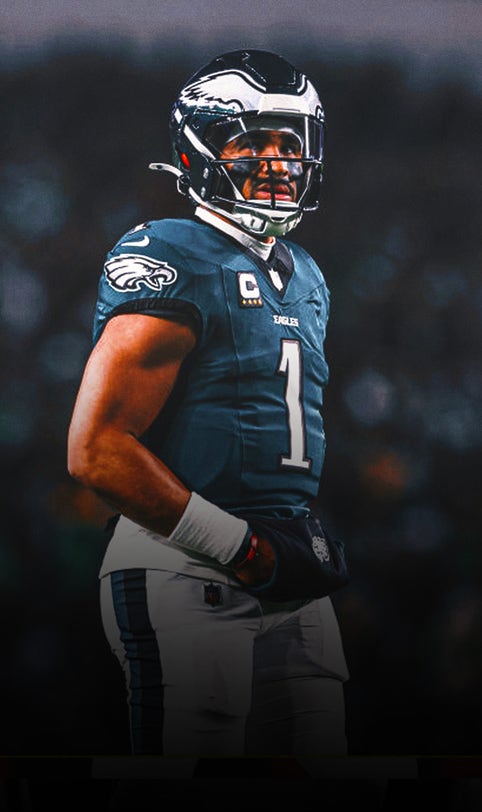 2025 NFL odds: Back Jalen Hurts, Patrick Mahomes to win MVP