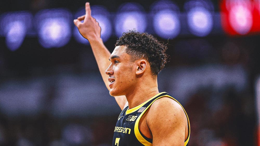 Oregon extends winning streak, pulls out 77-73 OT win vs. No. 11 Wisconsin