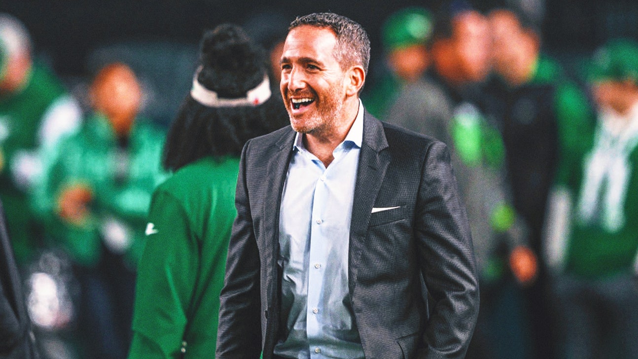 How GM Howie Roseman has tapped the Yankees and Spurs to help him build the Eagles