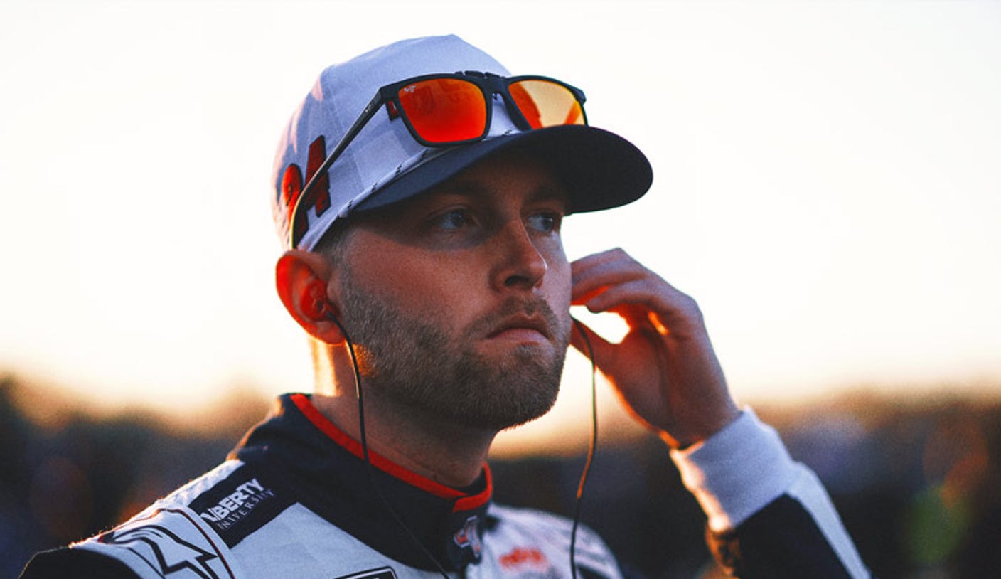 William Byron nel guidare la storica auto n. 24: “È come essere sugli Yankees” William Byron nel guidare la storica auto n. 24: “È come essere sugli Yankees”