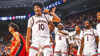 AP Top 25: Auburn holding strong atop men's poll; preseason No. 1 Kansas out