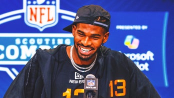 Shedeur Sanders splits snaps with Dillon Gabriel in Browns rookie minicamp