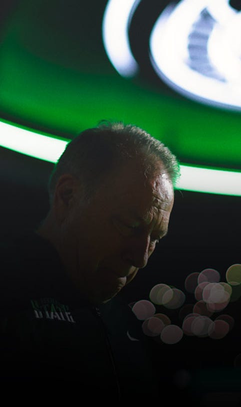No. 9 Michigan St rallies to beat Oregon, Tom Izzo ties Bob Knight in Big Ten wins