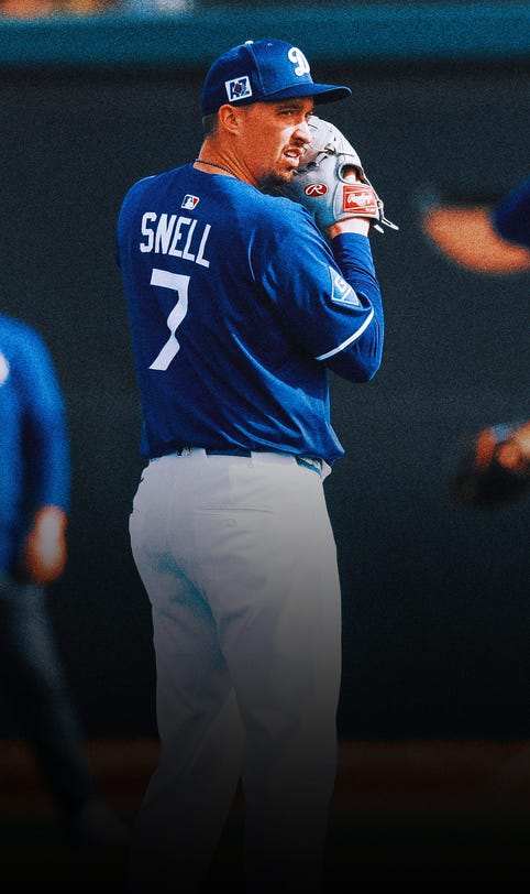 Blake Snell pitches scoreless inning in spring training debut for Dodgers