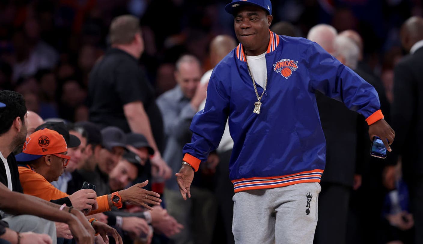 Actor and comedian Tracy Morgan gets sick at Knicks game, delays action