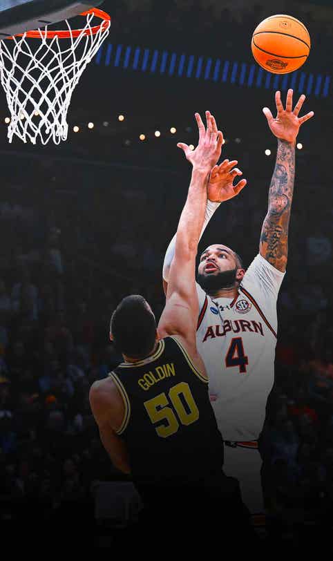 Johni Broome, Auburn flex their muscles in Sweet 16 win over Michigan