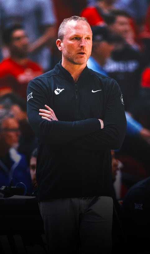 Indiana tabs West Virginia's Darian DeVries as new head coach