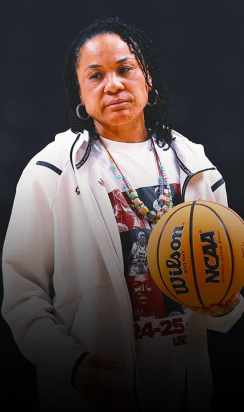 Timing of transfer portal opening can be tough on coaches still in tournament