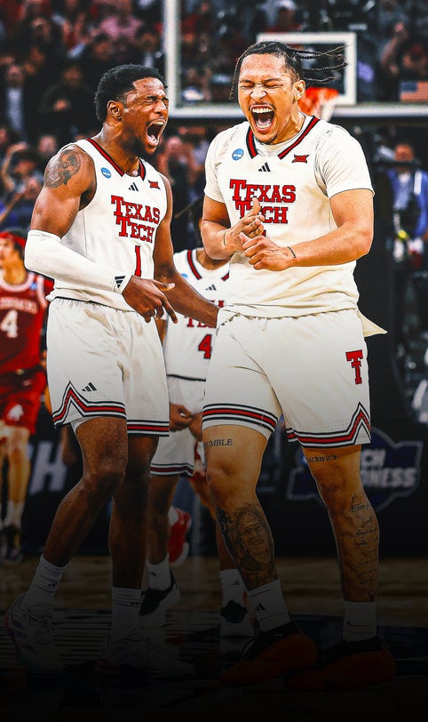 Texas Tech rallies from 16 down to beat Arkansas in first OT game in March Madness