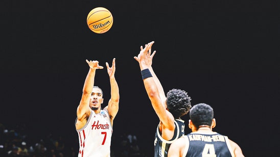Milos Uzan's late bucket on inbound play leads Houston to dramatic win over Purdue
