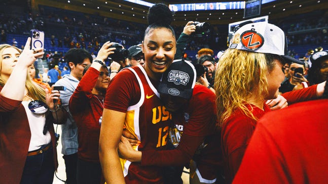 AP Top 25: No. 2 USC gets best ranking in 39 years; Texas still No. 1