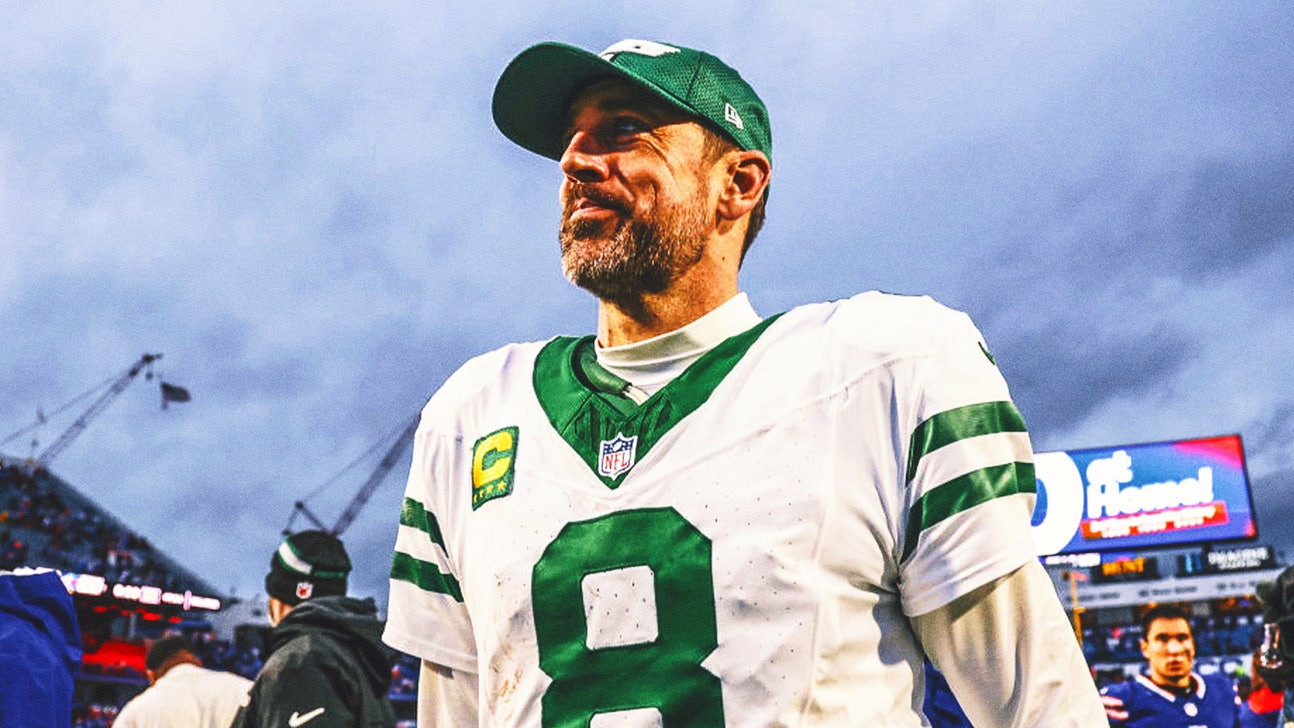 Can the Steelers afford to let Aaron Rodgers stall much longer?