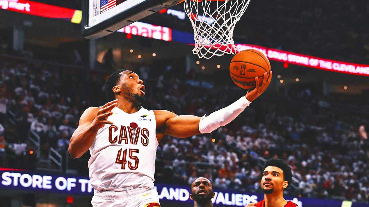 Donovan Mitchell ties Michael Jordan's playoff record in Cavs' Game 1 win over Heat