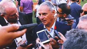 CINCINNATI REDS Trending Image: Rob Manfred discussed Pete Rose with President Trump, will rule on reinstatement