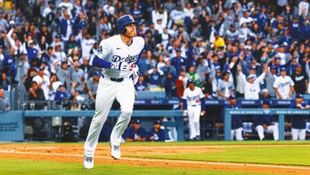Freddie Freeman returns to Dodgers lineup after missing 9 games with injury from shower slip