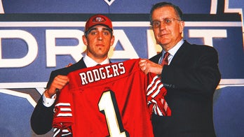 What if ... the 49ers drafted Aaron Rodgers instead of Alex Smith in the 2005 NFL Draft?