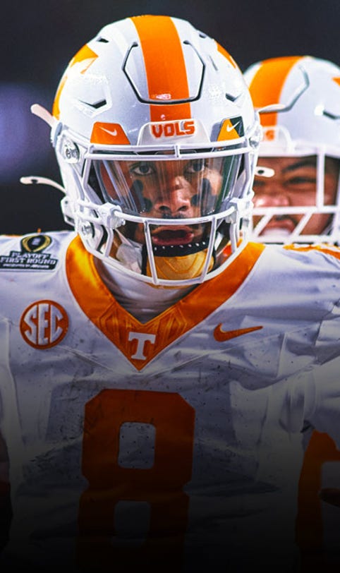 Ex-Tennessee QB Nico Iamaleava transferring to hometown UCLA after NIL dispute