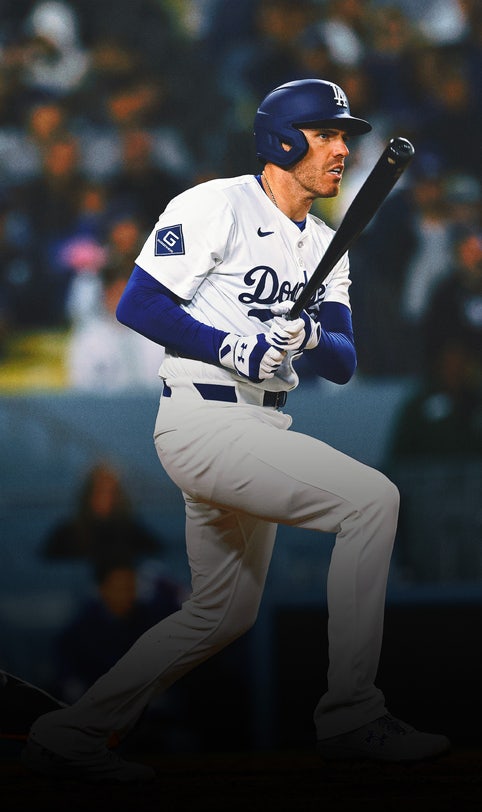 Which active MLB players can realistically join the 3,000-hit club?