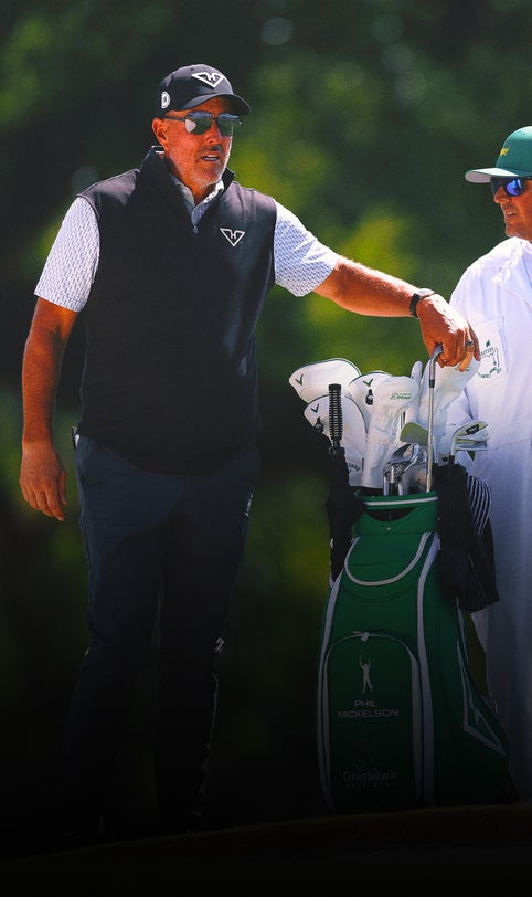 LIV's Phil Mickelson in danger of missing Masters cut for 1st time since 2016