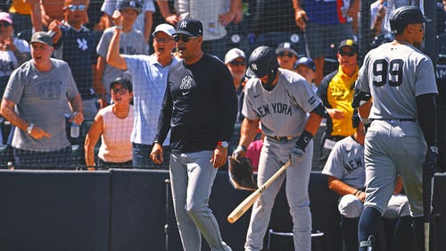 MLB Trending Image: Yankees' Aaron Judge unhappy with HR call that led to Aaron Boone's ejection