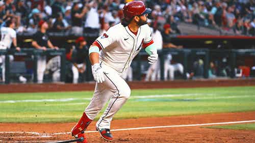 MLB Trending Image: Diamondbacks' Eugenio Suarez homers FOUR TIMES against the Braves