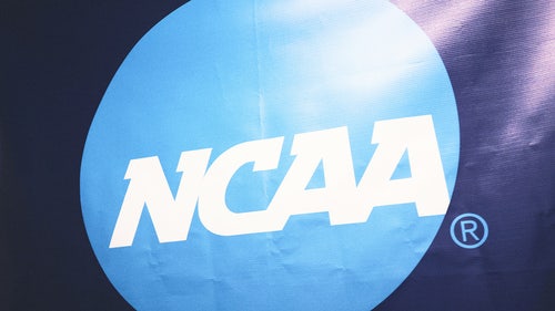 COLLEGE BASKETBALL Trending Image: NCAA passes rules to prepare schools to pay players directly