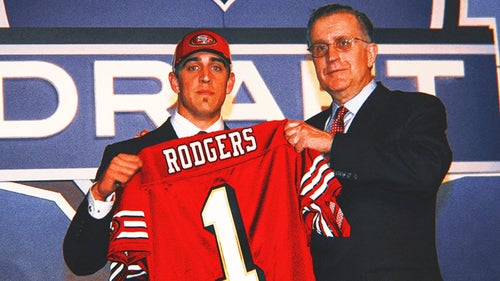 NFL Trending Image: What if ... the 49ers drafted Aaron Rodgers instead of Alex Smith in the 2005 NFL Draft?
