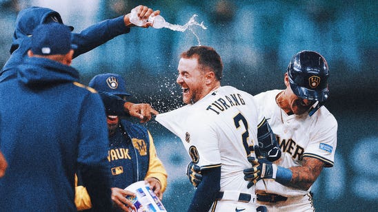 Brice Turang seals win for Brewers in 11th inning with walk-off bunt
