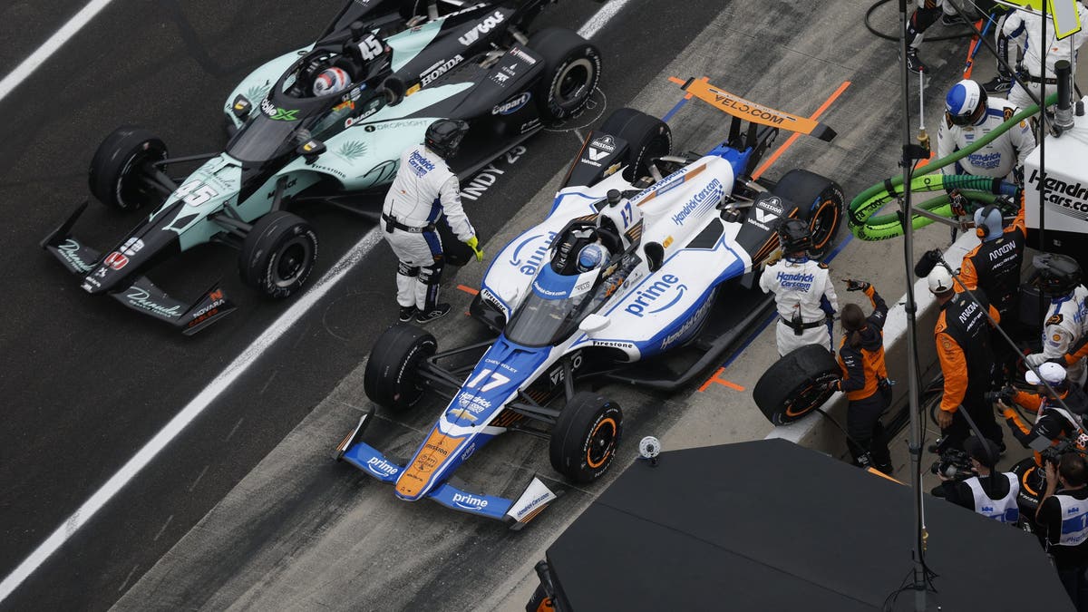 Kyle Larson sits in the pits prior to crashing out of the INdy 500. (Photo by Michael L. Levitt/Lumen via Getty Images)