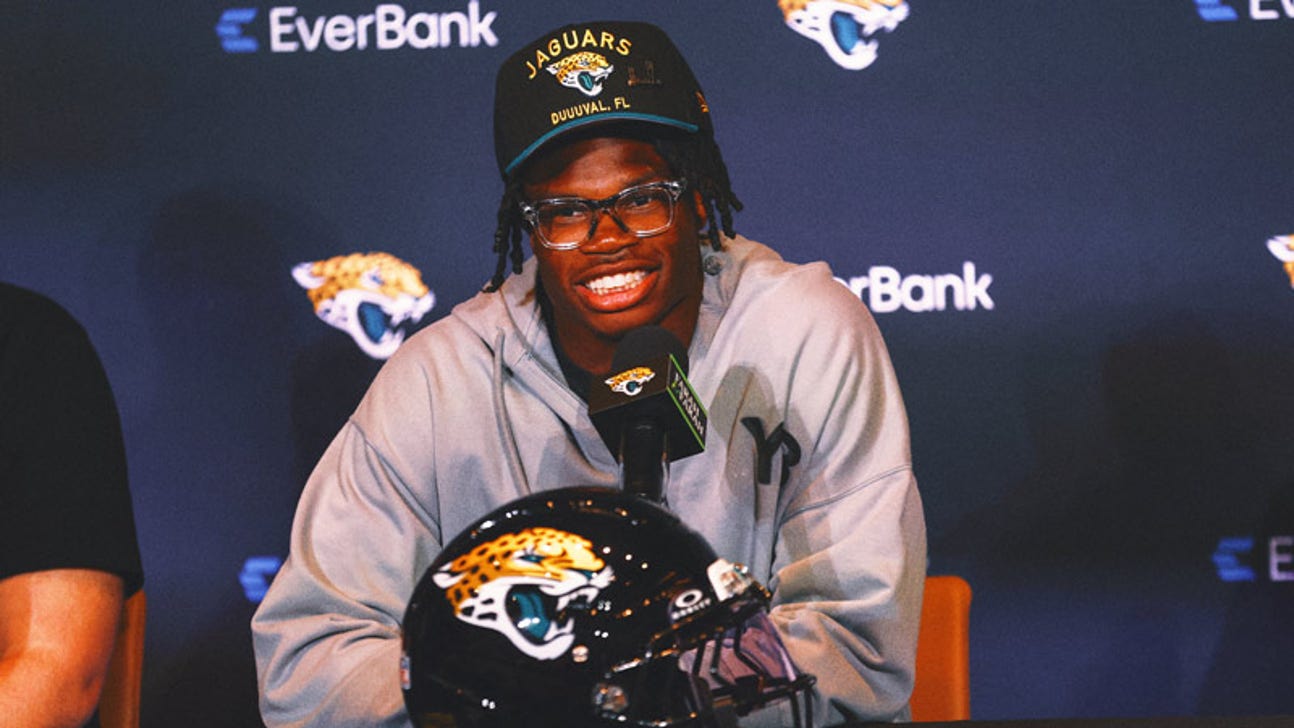 Jaguars star Travis Hunter graduates with degree from Colorado