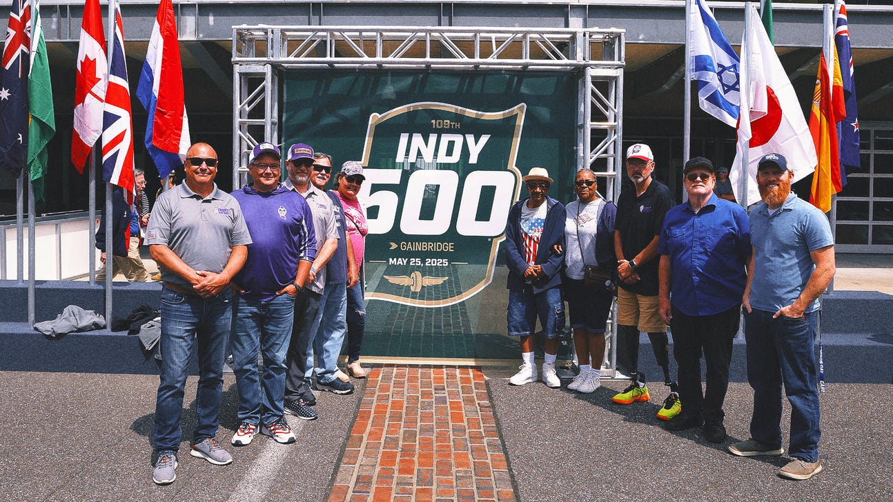 FOX Sports, Purple Heart Homes help repair homes of 4 vets during Indy 500 week