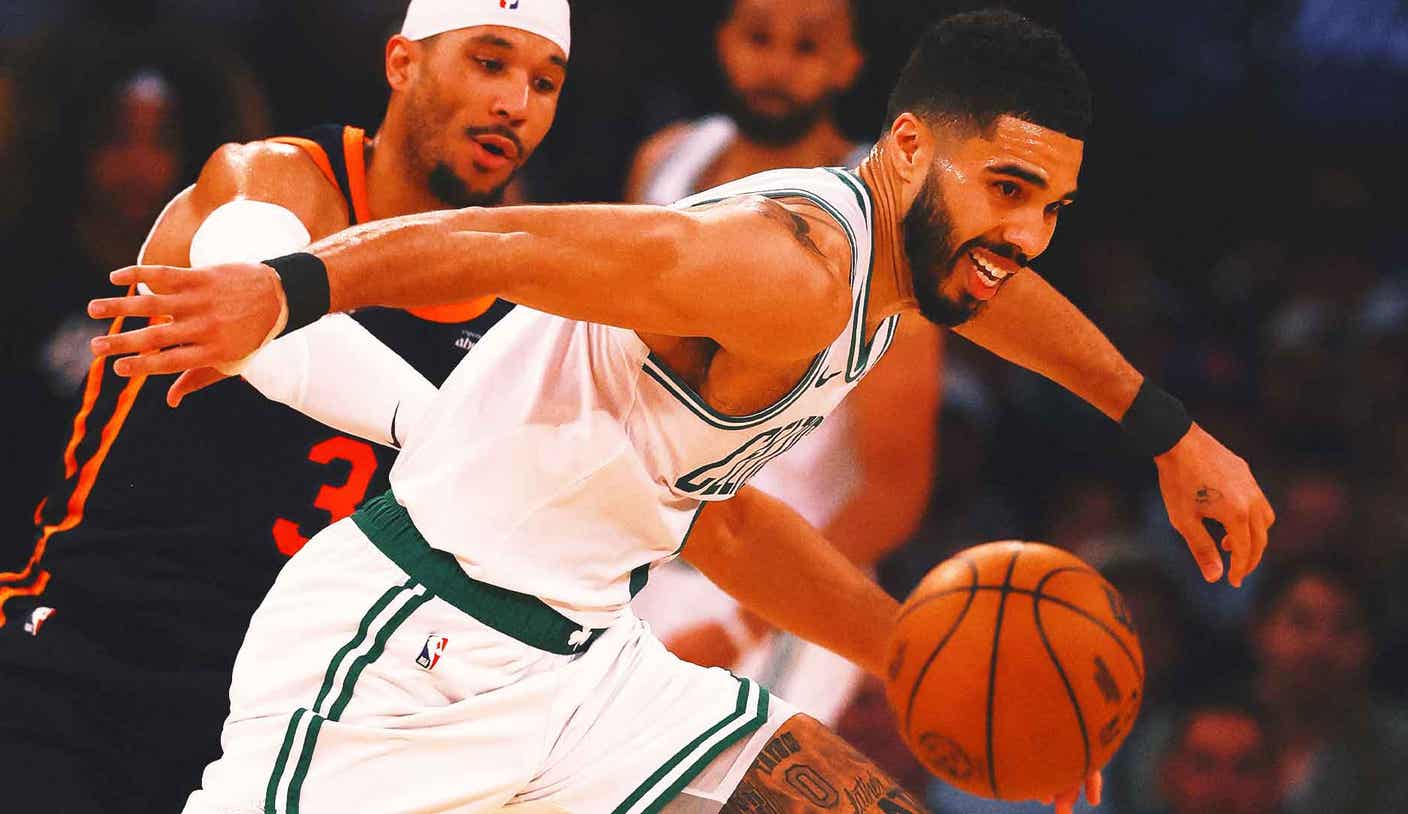 Jayson Tatum exits Game 4 unable to place weight on right leg