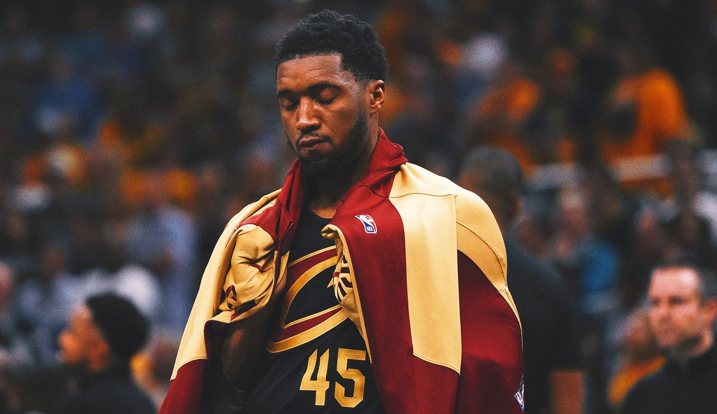 Cavaliers Donovan Mitchell to get MRI of ankle he injured in Game