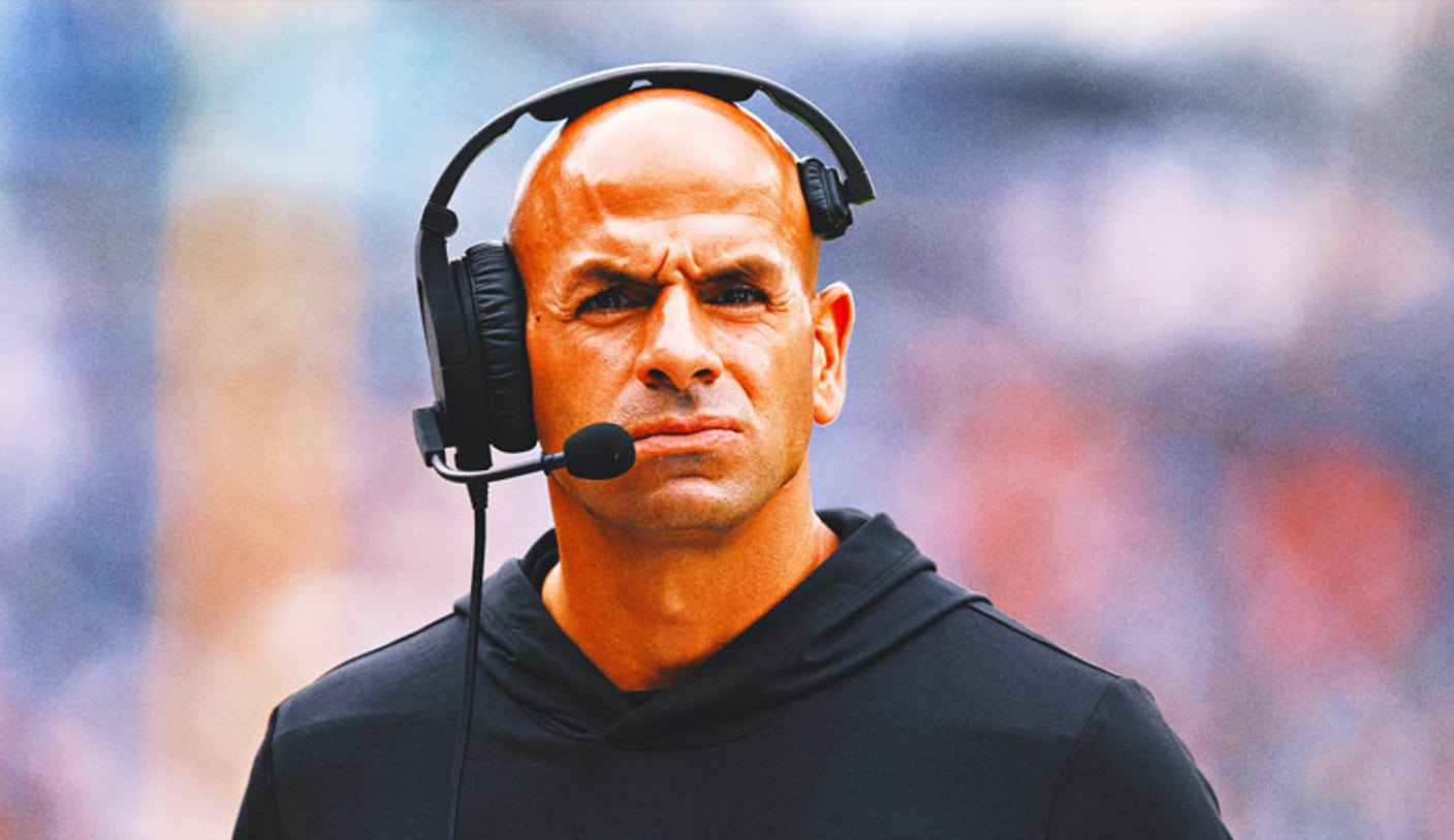 49ers DC Robert Saleh: 'You’re trying to stay two years ahead of the offense'