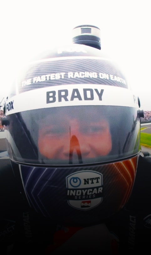 Indianapolis 500: Tom Brady sits in two-seater, Michael Strahan drives pace car
